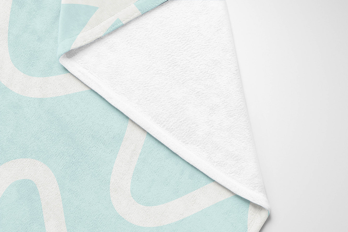 Squig Velveteen Fleece Blanket