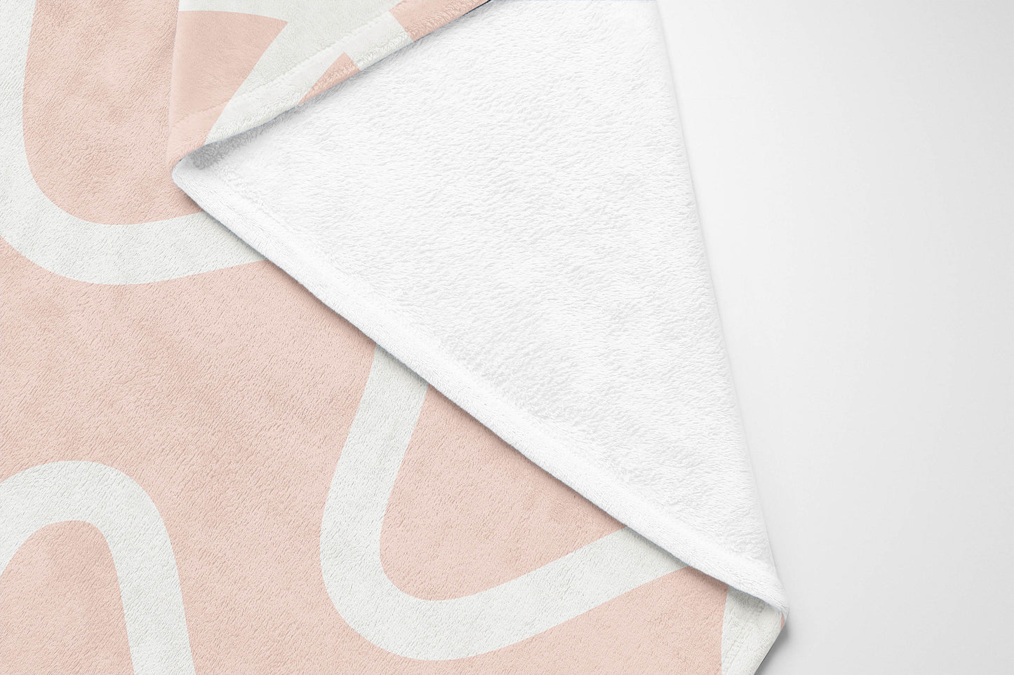 Squig Velveteen Fleece Blanket