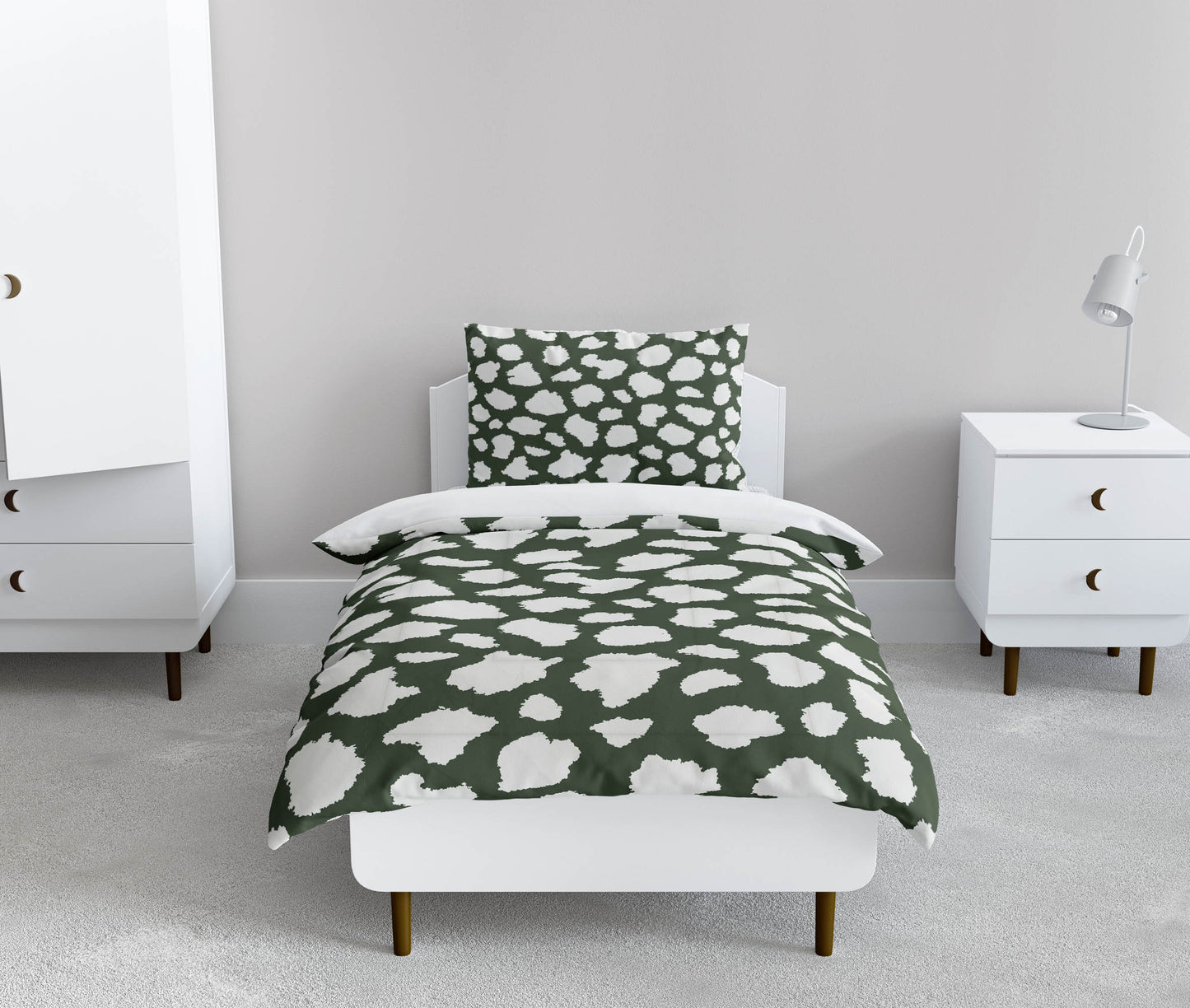 Animal Spot Comforter Set