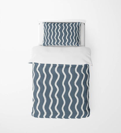 Wiggle Row Comforter Set