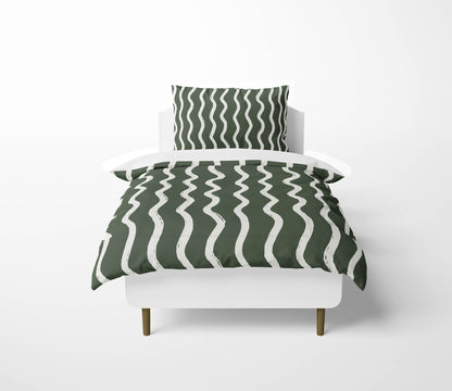 Wiggle Row Comforter Set