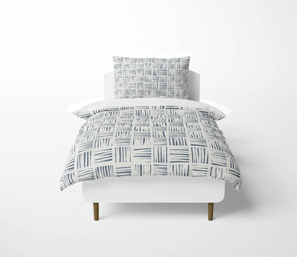 Lash Locked Comforter Set