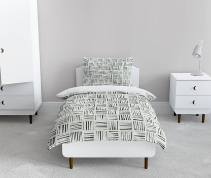 Lash Locked Comforter Set