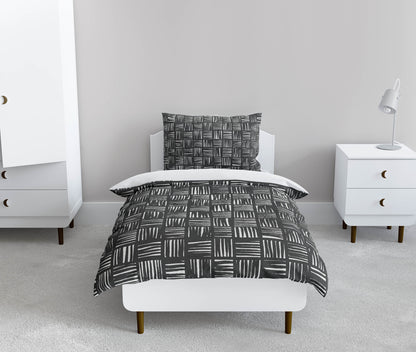 Lash Locked Comforter Set