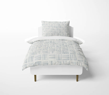 Lash Locked Comforter Set