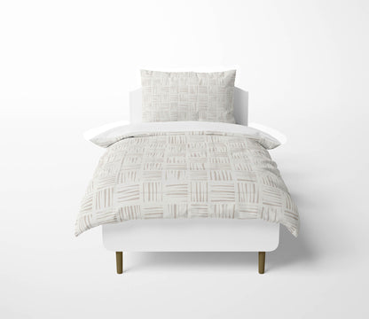 Lash Locked Comforter Set