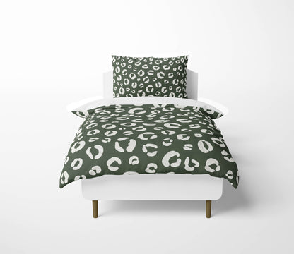 Leopard Play Comforter Set