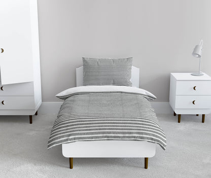 Stia Comforter Set