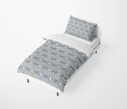 Storks & Bunnie Comforter Set