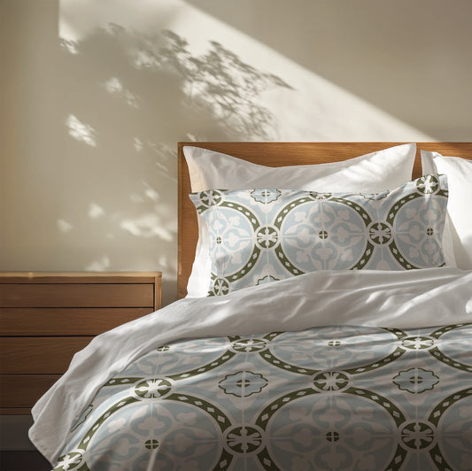 Aleah Comforter Set