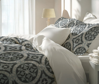 Aleah Comforter Set