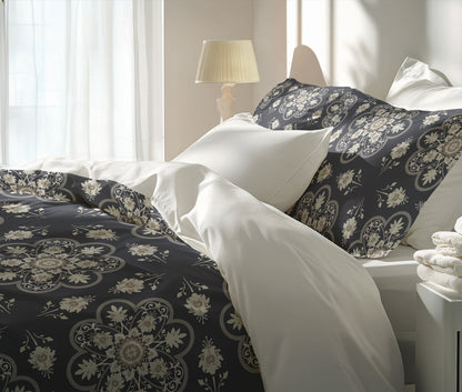 Skye Comforter Set