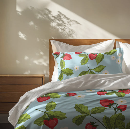Strawberries Comforter Set