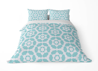 Cleo Comforter Set