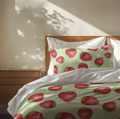 Summer Strawberries Comforter Set