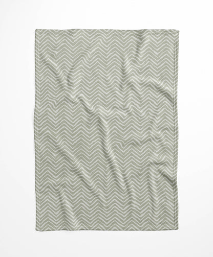 Chevron Snug Velveteen Fleece Blanket