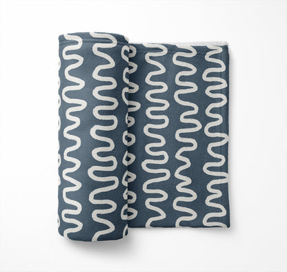 Wiggle Stripe Velveteen Fleece Blanket