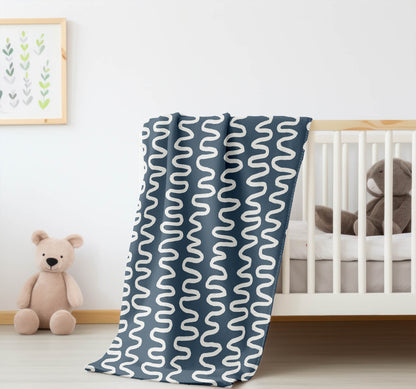Wiggle Stripe Velveteen Fleece Blanket