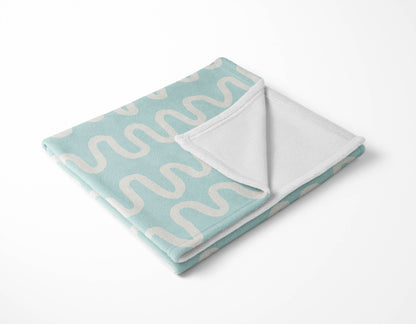 Wiggle Stripe Velveteen Fleece Blanket