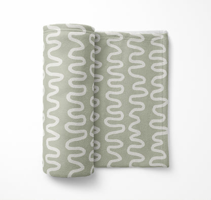 Wiggle Stripe Velveteen Fleece Blanket