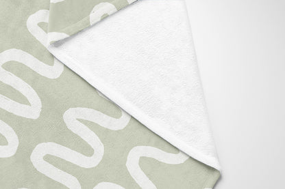 Wiggle Stripe Velveteen Fleece Blanket