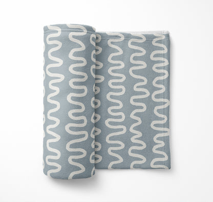 Wiggle Stripe Velveteen Fleece Blanket