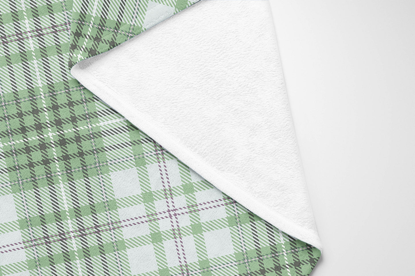 Chinny Tartan Velveteen Fleece Blanket