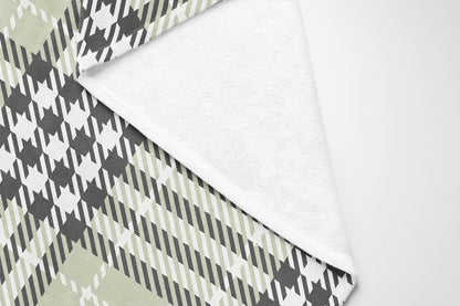 Christopher Plaid Velveteen Fleece Blanket