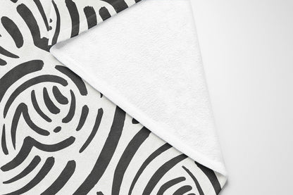 Cozy Swirl Velveteen Fleece Blanket