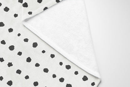 Dot Row Velveteen Fleece Blanket