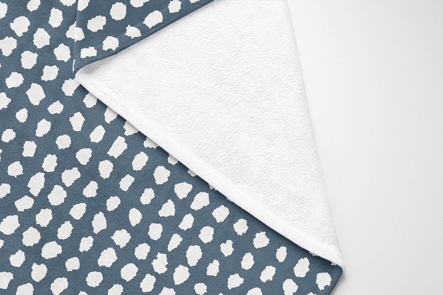 Grunge Row Velveteen Fleece Blanket