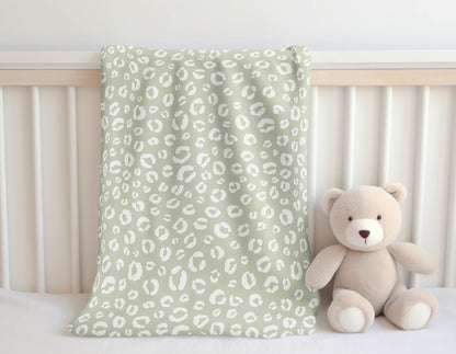 Leopard Play Velveteen Fleece Blanket