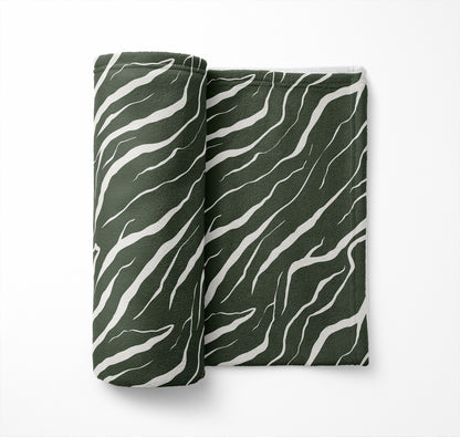 Lush Cracks Velveteen Fleece Blanket