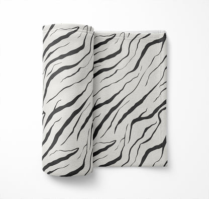 Lush Cracks Velveteen Fleece Blanket
