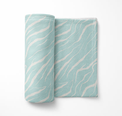 Lush Cracks Velveteen Fleece Blanket