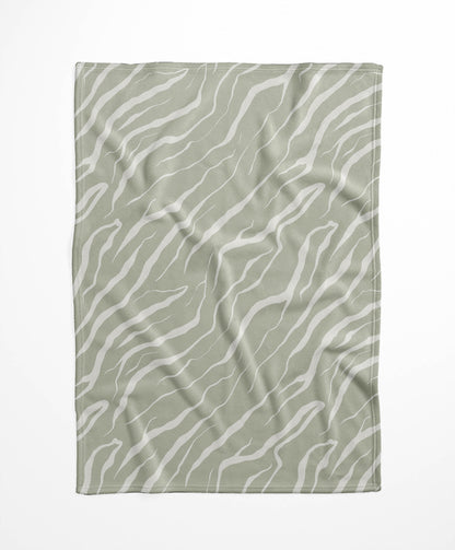 Lush Cracks Velveteen Fleece Blanket