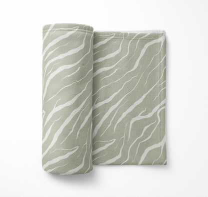 Lush Cracks Velveteen Fleece Blanket