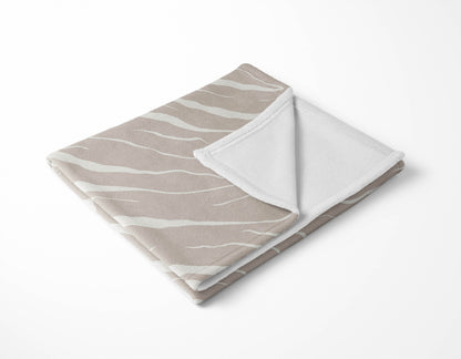 Lush Cracks Velveteen Fleece Blanket