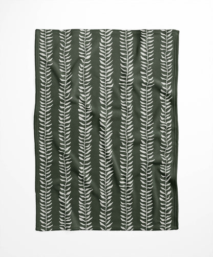 Mystic Ivy Velveteen Fleece Blanket