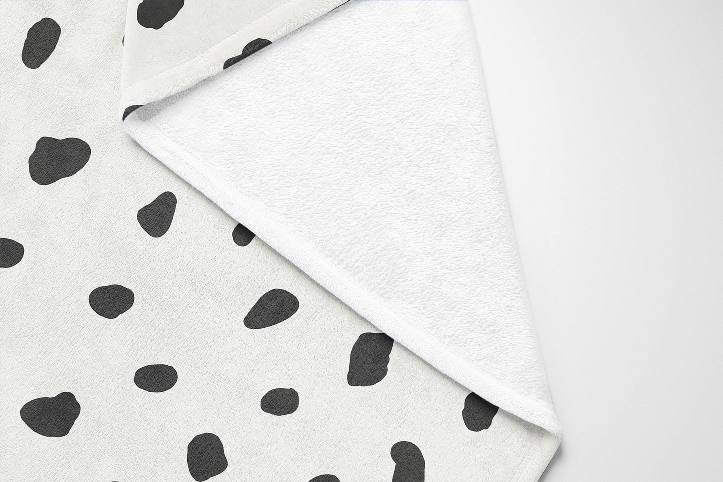 Paint Drop Velveteen Fleece Blanket